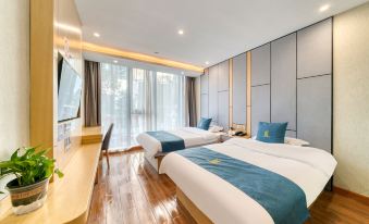 Lixing Hotel (Hangzhou Linping Subway Station Yintaicheng Branch)