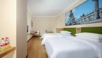 Vienna 3 Best Hotel (Miaojiang West Road Store) - parking