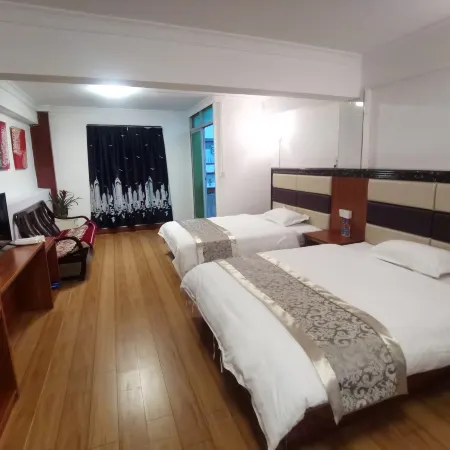 Raoping Xinying Apartment