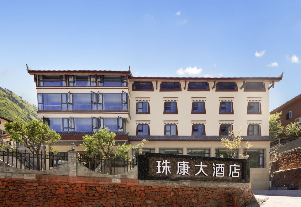 hotel overview picture
