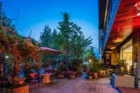 Floral Hotel·Xuanzhiyuan B&B Hotels in Jinyun