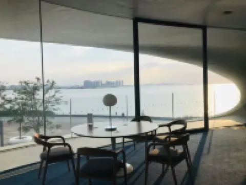 海口外灘公寓（雲洞圖書館騎樓老街店）