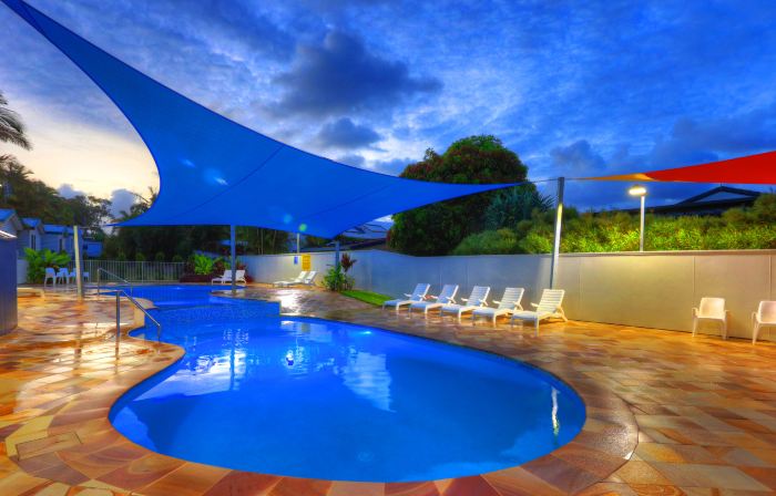 Alex Beach Cabins and Tourist Park