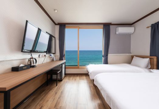 에이트호텔 썸네일