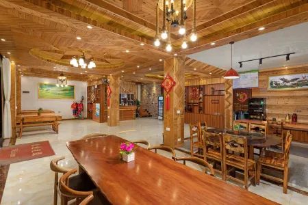 Yunyi View Hotel (Longsheng Longji Terraces Shop) Отели рядом с достопримечательностью «Ping'an Zhuang Terraces»