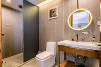 Simmanju Chengdu Kuanzhai Alley Fuqin Subway Station Hotel Hotels near Baiguolin Station