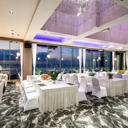 QiongHai JiaLan Wellness Seaview Hotel
