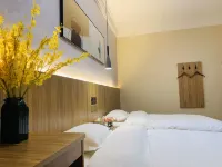 Yongcheng Hehua Boutique Hotel - balcony