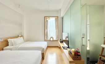 Puyi AUSOTEL WOW Hotel (Yingxi Corridor of Mountain Peaks)