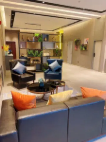 Homeinn Selected Hotel (Chifeng Railway Station Songshan Wanda Plaza)