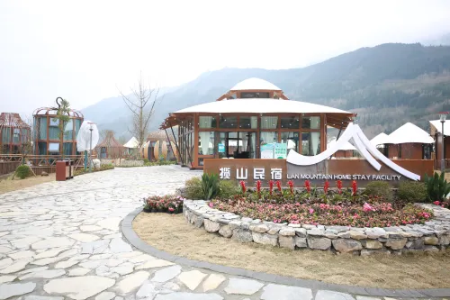 Huajing Lanshan Chalet Homestay Hotels in Mianzhu