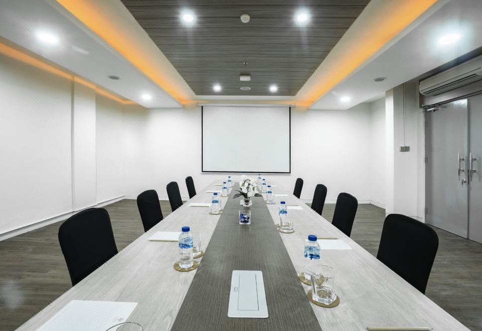 4. 선라이즈 어벤투..