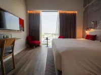 IntercityHotel Dubai Jaddaf Waterfront Hotel a Dubai