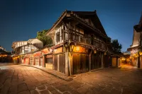 Wanjiang Rice Hotel (Chongqing Ciqikou Guzhen Branch) Hotels near Meiyuan