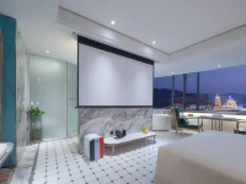 Xishuangbanna Shanguan Sky View Hotel (Gaozhuang Xishuangjing Xingguang Night Market) Hotels in Jinghong