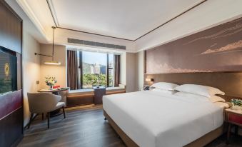 Meiqiu Holiday Hotel (Zhuhai Gongbei Port Branch)