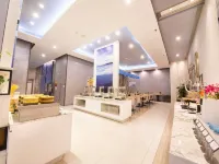 Jinjiang Inn Select Hotel (Xiamen Airport T4 Jimei School Village) Hotels near Jimei