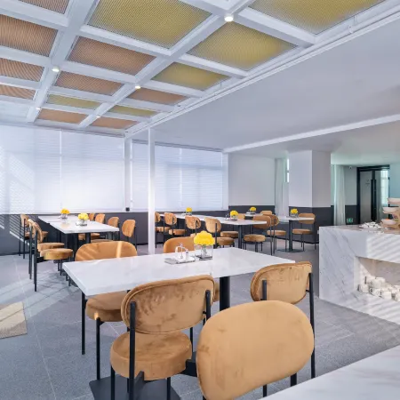 Cheermay Hotels (Hongshulin Beach Branch, Chengqu District, Shanwei)