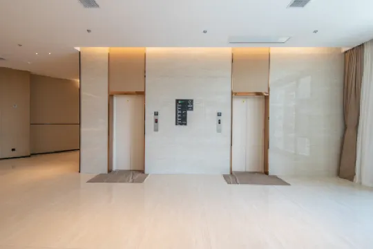City Comfort Inn Hotel (Yueyang Pingjiang Nanjiang Fulong Pedestrian Street)