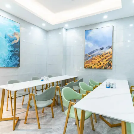 Feronia Hotel (Shimen Baofeng Road)
