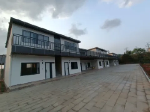 Yuetu B&B