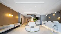 Meilan Hotel (Tongliao Mingren Street Railway Station Branch) - parking