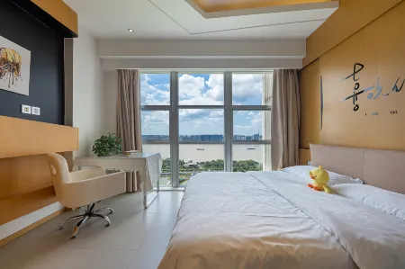 Langtai Service Apartment (Longhu Binjiang Tianjie Branch)