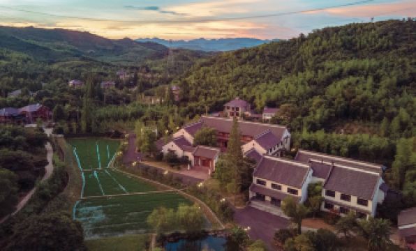 Mogan Mushou Sihe Holiday Manor