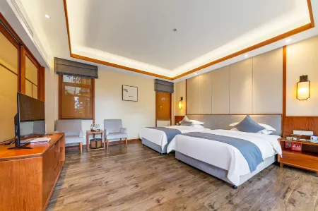 Xingyi Zhaozhuang Resort Hotel Отели рядом с достопримечательностью «Jushan Square»