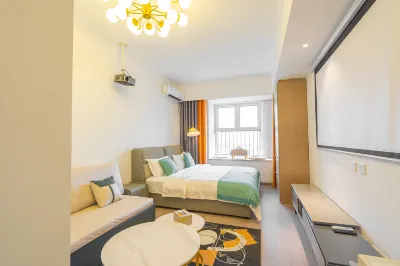 Qianhai Xiaoshe 산하이톈 해수욕장-대학단지/산해천욕장-대학성 호텔