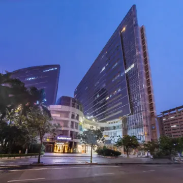 Home·NEO Hotel (Guangzhou Exhibition Center Pazhou Metro Station) Отели рядом с достопримечательностью «Весенняя кантонская ярмарка»