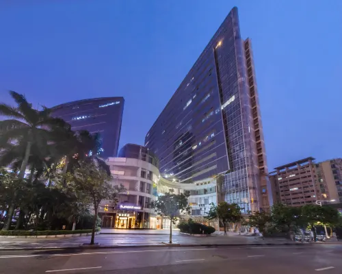 Home·NEO Hotel (Guangzhou Exhibition Center Pazhou Metro Station) Hotels near Canton Fair