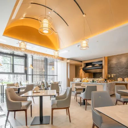 Atour Hotel Jiangyin Zhongyi Street Ba Bai Ban