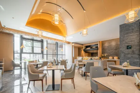 Atour Hotel Jiangyin Zhongyi Street Ba Bai Ban