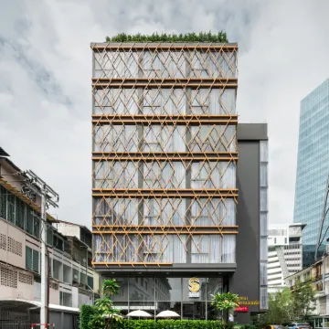 Seekers Finders Rama IV Hotel SureStay Collection by BW Hotels near 泰國中華會館 Chonghwa Chinese School