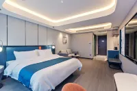 Heyi Zhishang Hotel (Fuxin High-speed Railway Station Wanda Plaza) Hotels in Fuxin