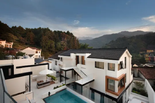 Jiuhuashan Xiangzili Homestay (Meat Body Palace Branch)