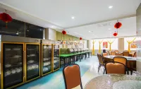 Royal Hotel (Xi'an Xianyang International Airport Wangfujing Outlet) Hotels in Xianyang