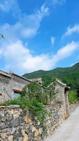 Without SouthMountain Homestay on the South Slope Отели в г. Сюу