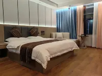 Star Century Hotel - parking