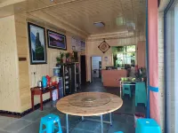 Yinjiang Ziwei Town Potted Tea House