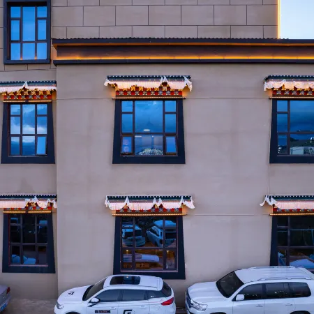 Zoergai Zunyue Ruitian Hotel