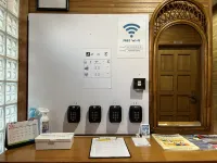 KIX House Waraku III: 5BR Roomshare/Vacation Home Near Kansai Airport - 2-Star