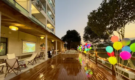 Longmen Nankunshan Nature Valley Hot Spring Hotel Отели рядом с достопримечательностью «Jiayizhuang»