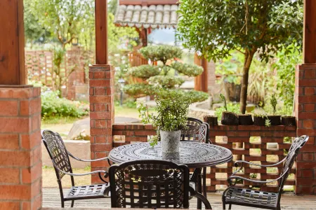 Nanxi River yujian Huakai Wutong Отели рядом с достопримечательностью «Lishui Ancient Street»