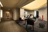 Lex River View Hotel - parking