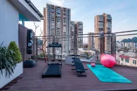 Sunny Day designer art space residential accommodation (Libo food street shop) - Gym