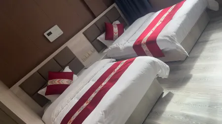 Dingri  Holy Oxygen Enrichment Hotel (Zhufeng Town Branch) Отели рядом с достопримечательностью «Xueda Village»