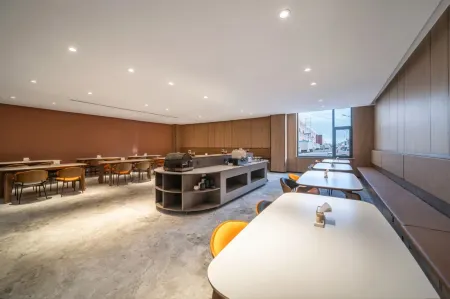 MEHOOD EZZI Hotel (Xinxiang Huixian)