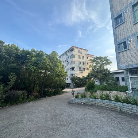 Famous garden apartment